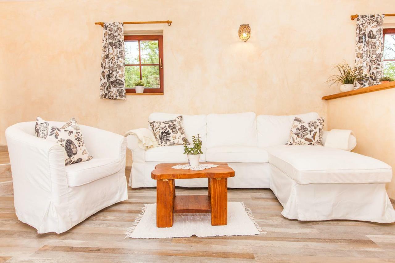 Villa Nabucco Kras エクステリア 写真