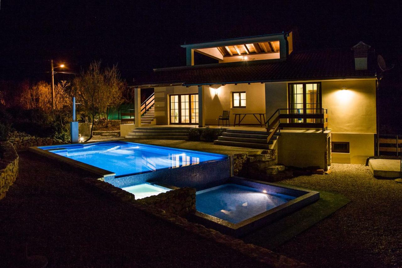 Villa Nabucco Kras エクステリア 写真